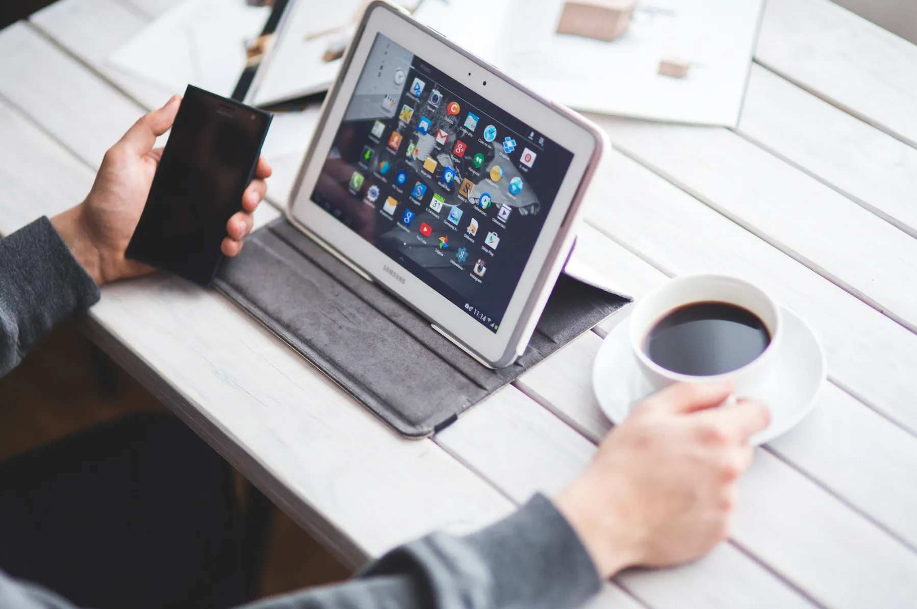 Digital detoxing can help reduce the negative impact of digital devices on physical health and mental well being..