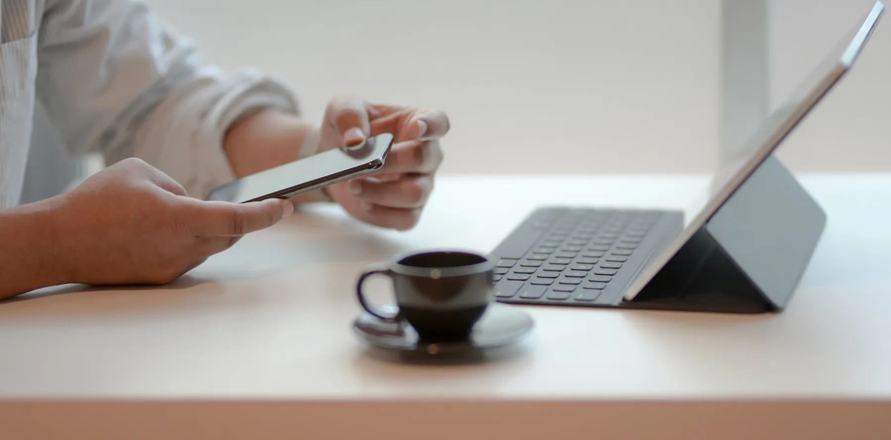 Personal growth is aided by a digital detoxification, so its important to reduce technology use.