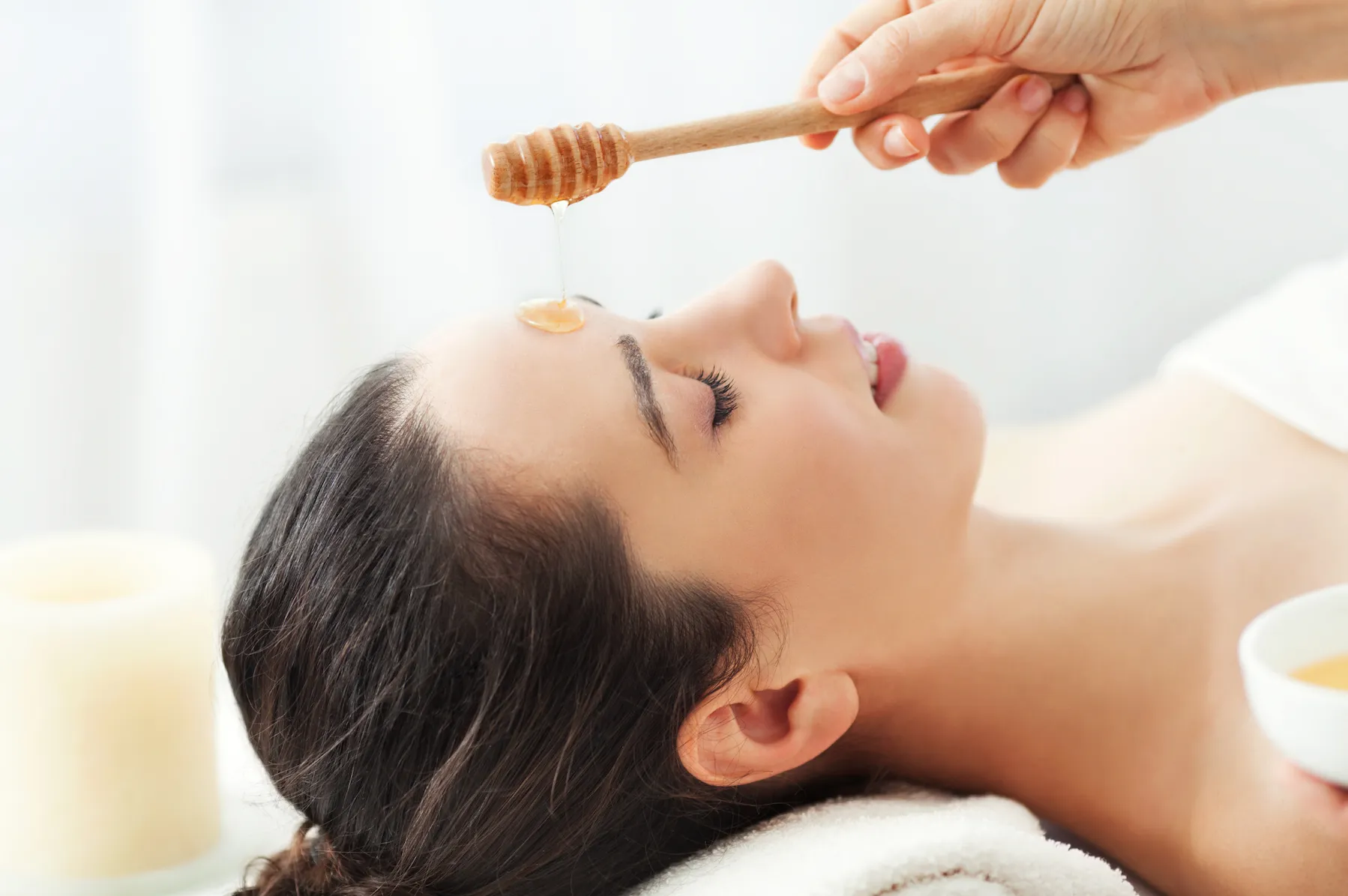 Naturally helping the skin, this honey can health heal wounds and and imperfections. 